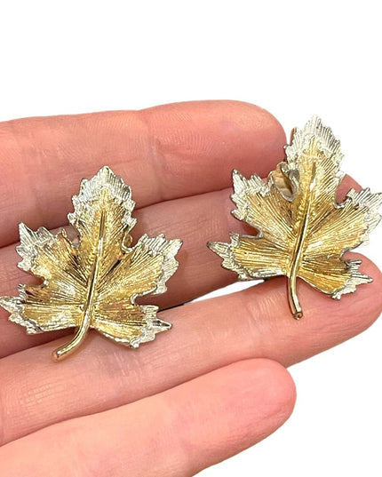 Vintsge Sarah Coventry Gold & silver finish Maple Leaf clip on earrings