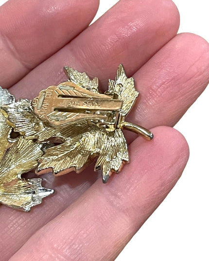 Vintsge Sarah Coventry Gold & silver finish Maple Leaf clip on earrings