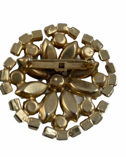 Vintsge Glass Crystal flower 🌺 brooch pearly finish
