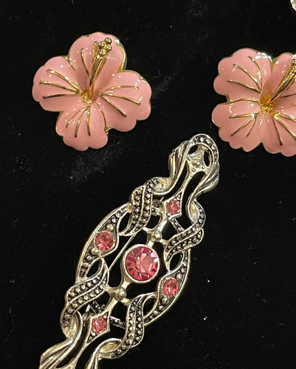 Lovely JEWELRY Lot pink flower rhinestone necklace pink crystal fabcy brooch