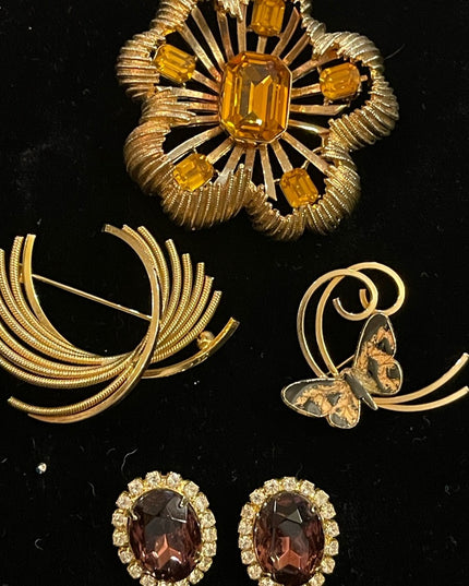 Vintage gold finish Jewelry lot, fancy crystal earrings & brooches
