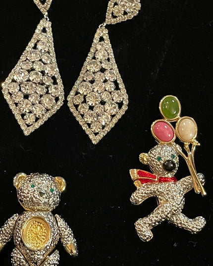 Vintage rhinestone jewelry LOT crystals Dangle earrings Teddy bears pendant