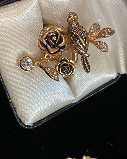 Vintage GOLD finish jewelry lot brooches locket earrings ring scarf clip