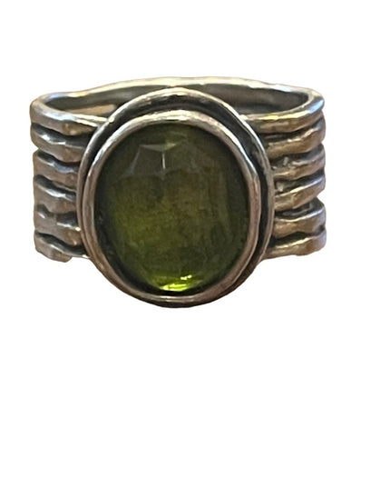 - Vintage Green stone Thick band sterling silver 925 banded  ring
