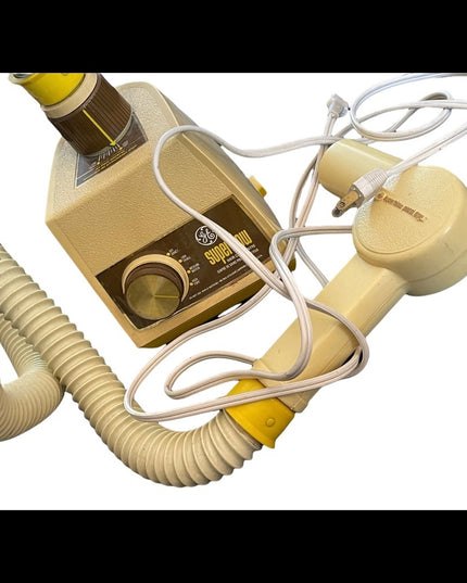 Vintage 1970s GE Superblow Pistol blow dryer with multiple settings. 💗