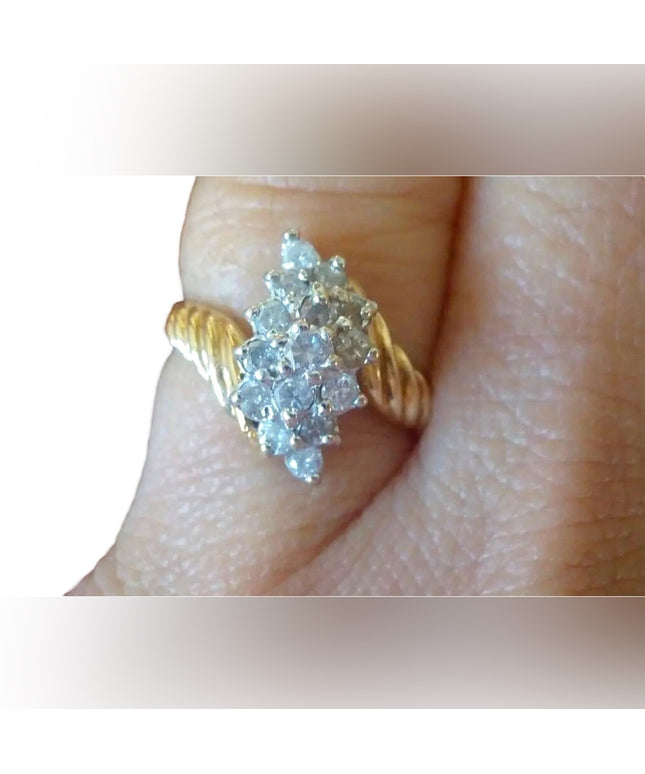 Stunning 14k Yellow Gold Cluster fancy diamond ring