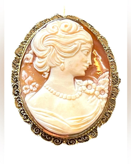 Vintage 1960s 375 9k gold Hand carved Sardonyx Shell  Euro Italy Cameo Large