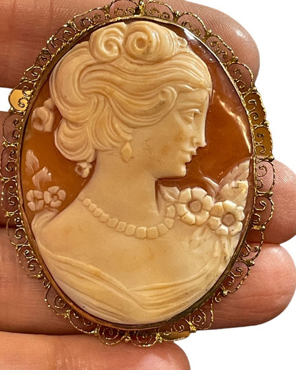Vintage 1960s 375 9k gold Hand carved Sardonyx Shell  Euro Italy Cameo Large