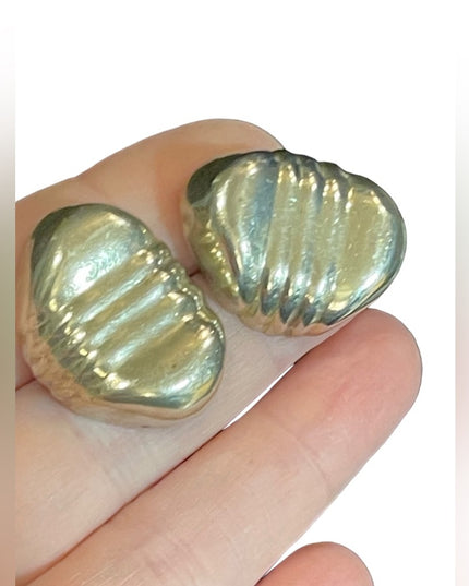 Vintage modernist silver fancy ribbed earrings Southwestern
