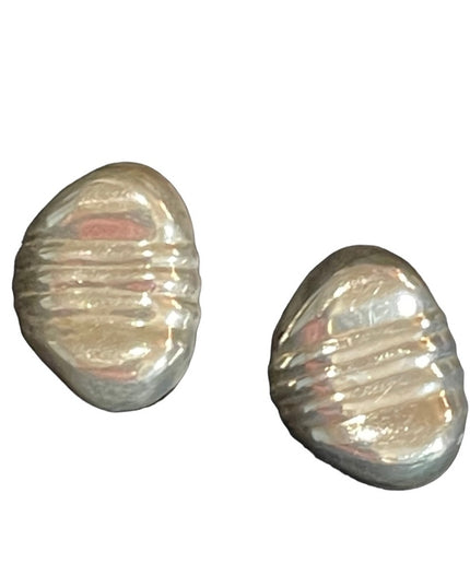 Vintage modernist silver fancy ribbed earrings Southwestern