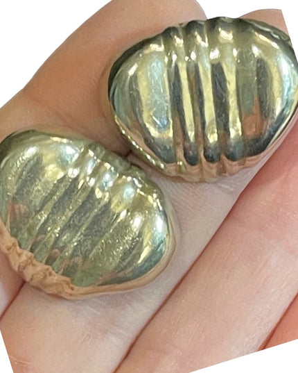 Vintage modernist silver fancy ribbed earrings Southwestern