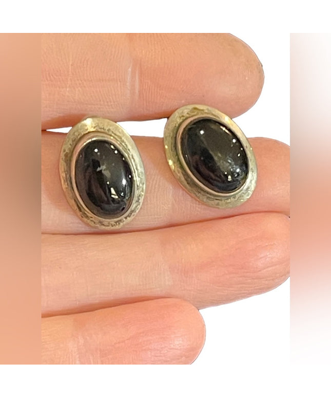 vintage southwestern black onyx and sterling silver cabachon earrings