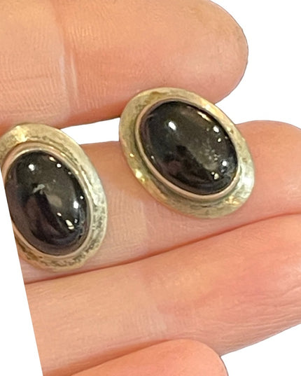 vintage southwestern black onyx and sterling silver cabachon earrings