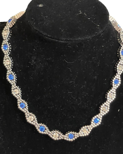 Lovely Ninna Ricci 14” blue & clear crystal silver finish necklace