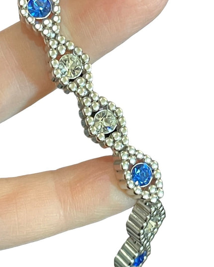 Lovely Ninna Ricci 14” blue & clear crystal silver finish necklace