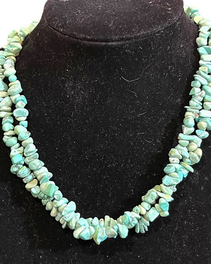 Vintage southwestern Turquoise chip high quality necklace