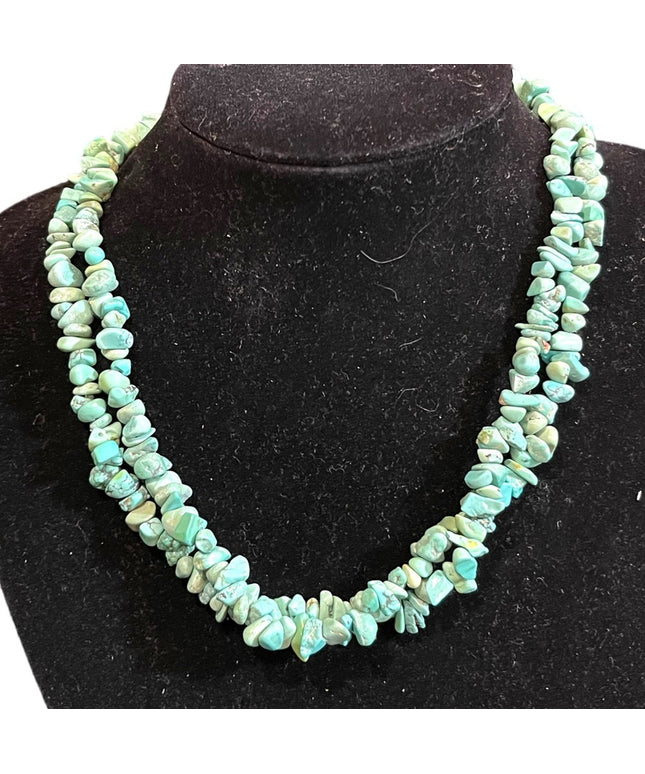 Vintage southwestern Turquoise chip high quality necklace