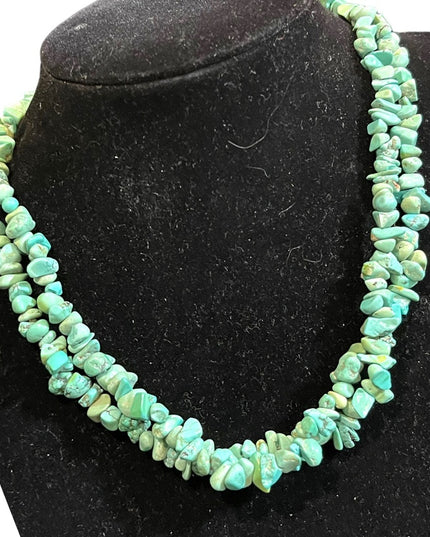 Vintage southwestern Turquoise chip high quality necklace