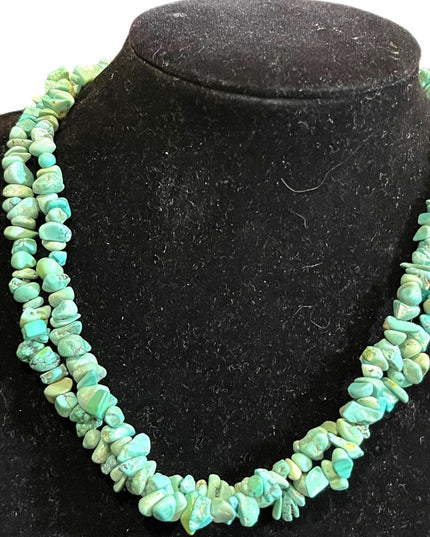 Vintage southwestern Turquoise chip high quality necklace