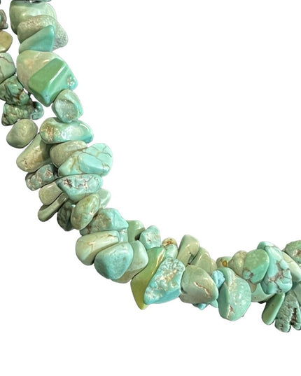 Vintage southwestern Turquoise chip high quality necklace