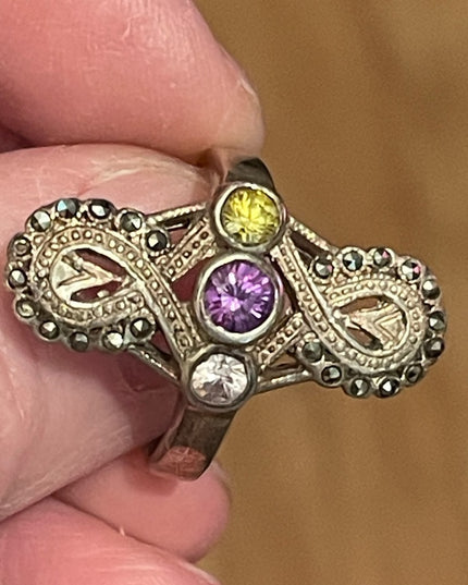 Lovely oval Marcasite gemstone sterling ring