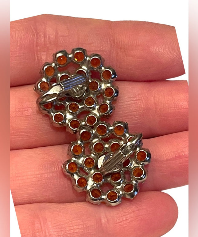 - Vintage C1950s amber glass crystal silver groovy clip on earrings