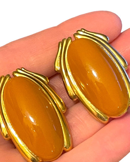 Vintage 1980s gold Finish yellow enameled  clip on chunky earrings