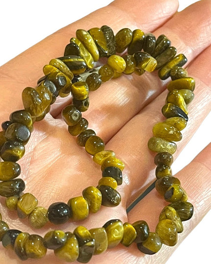 Vintage polished tiger eye stone bead chip necklace