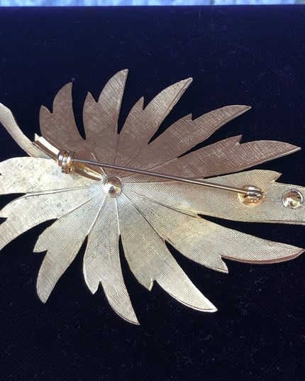 Vintage brushed gold large leaf fancy brooch large
