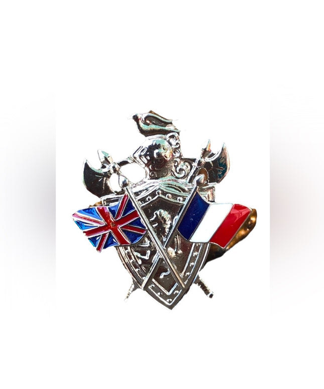 Vintage UK & France coat of arms knight brooch silver finish