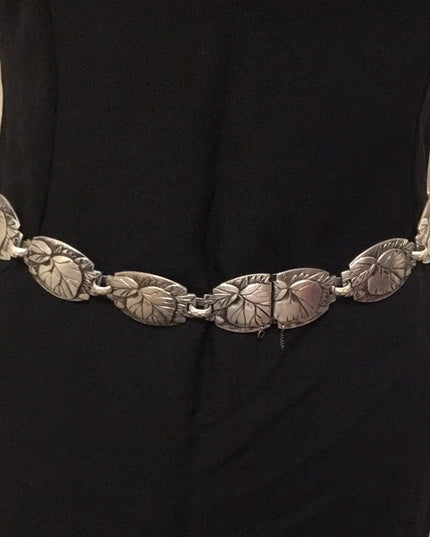 Vintage Metal Apple etched design fancy belt So cute! antiqued brushed silver