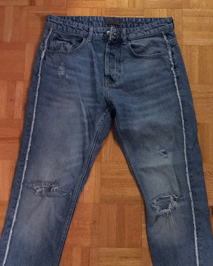 Zara Mens Distressed blue jeans Sz 30/26
