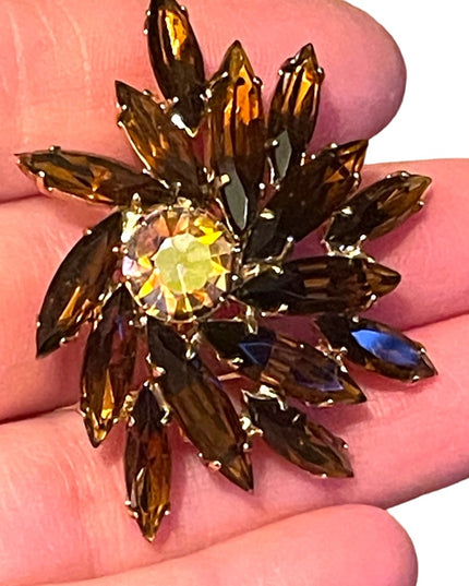Vintage 1950s Stunning brown Amber starburst CZECH crystal brooch