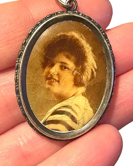 Antique 800 silver photo pendant Locket Lady