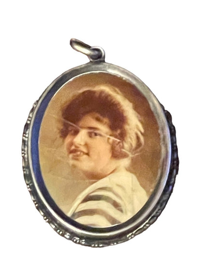 Antique 800 silver photo pendant Locket Lady