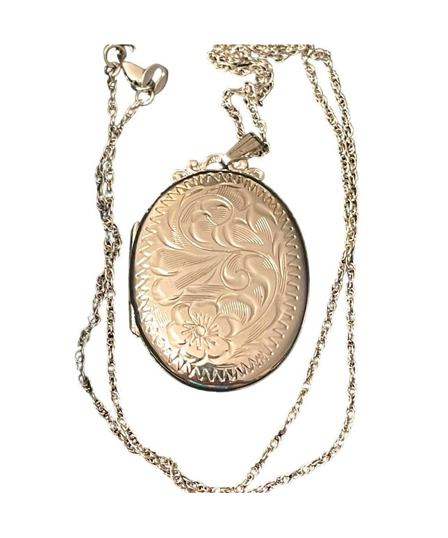 Vintage 1960s Sterling silver 925 Rhodium plated Etched locket necklace …