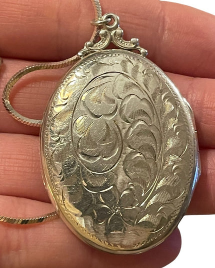 Antique Sterling silver 925 Etched LARGE locket Victorian necklace (B) S…