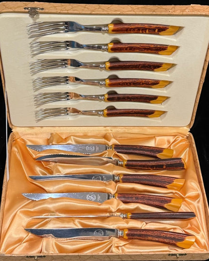 Vintage 1950s Glow Hill Bakelite handle Forks & Knife NIB Not used Vg cutlery