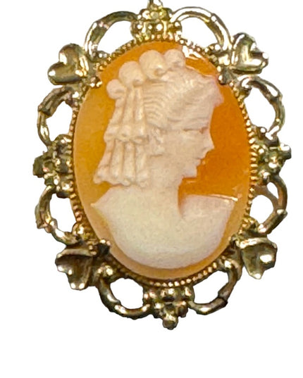 Vintage carved shell Cameo brooch gold finish