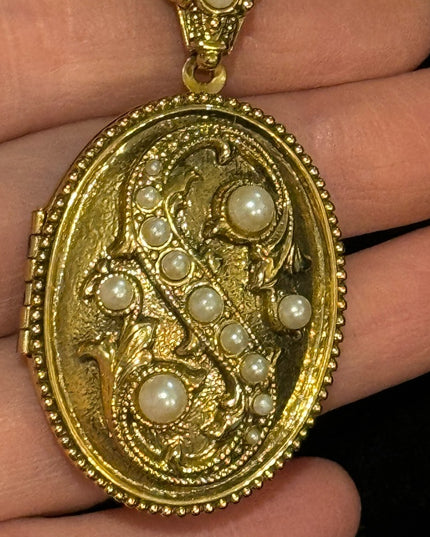 1928 Gold finish fancy Victorian Revival large locket 30” necklace