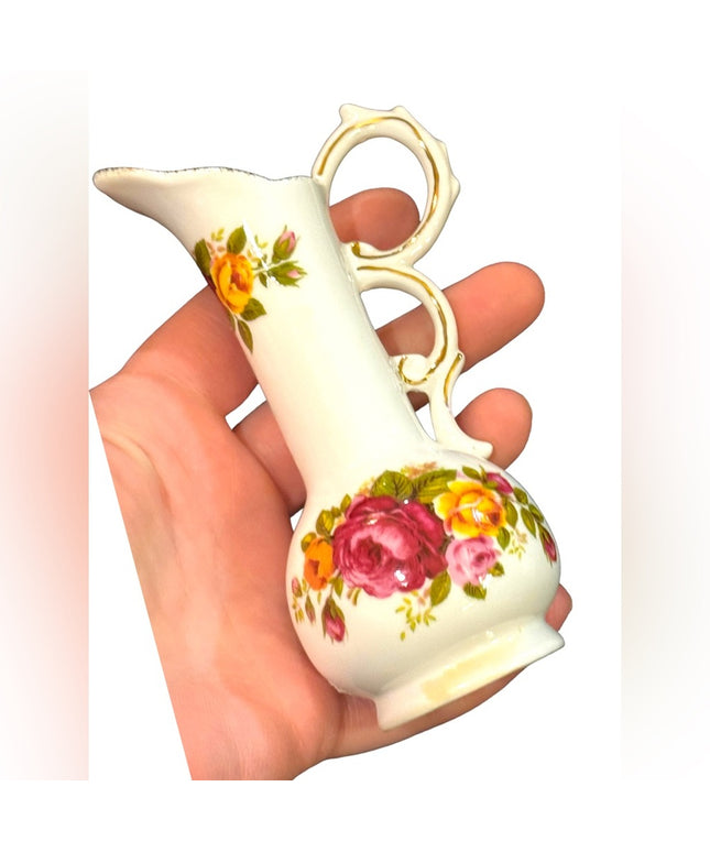 Vintage Cottage rose vase flowers bone china