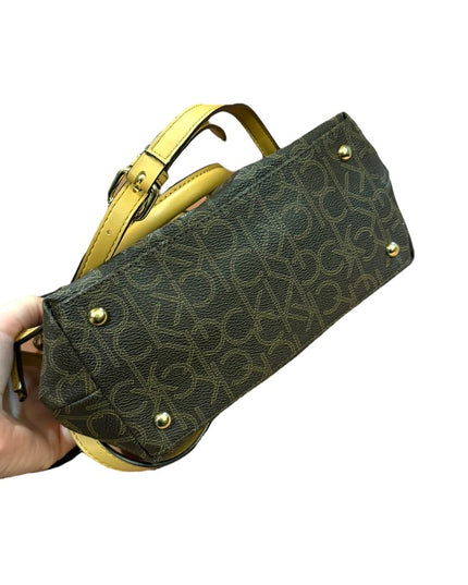 Calvin Klein Brown monogram LiKE NEW crossbody bag