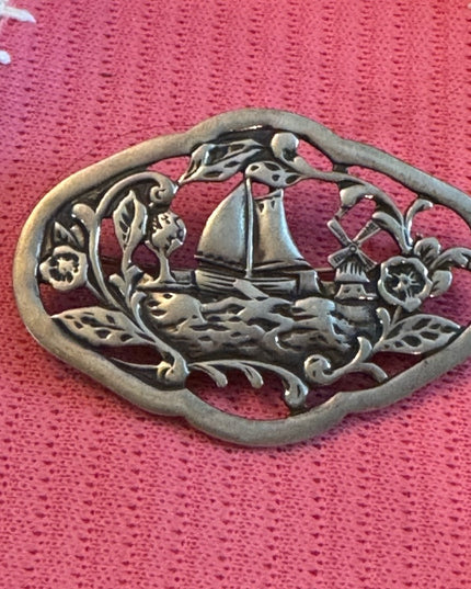 Vintage Sterling silver 925 Nautical Sailboat fancy etched brooch