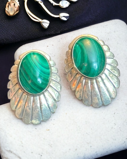Vintage Southwestern style 925 Sterling malachite fancy earrings SJ