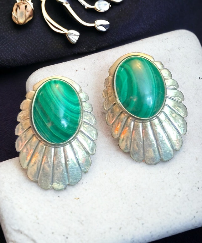 Vintage Southwestern style 925 Sterling malachite fancy earrings SJ