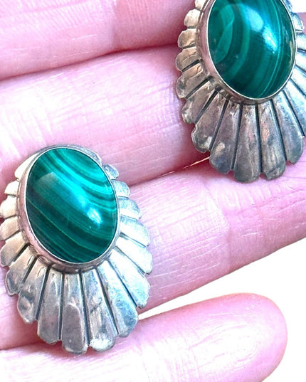 Vintage Southwestern style 925 Sterling malachite fancy earrings SJ