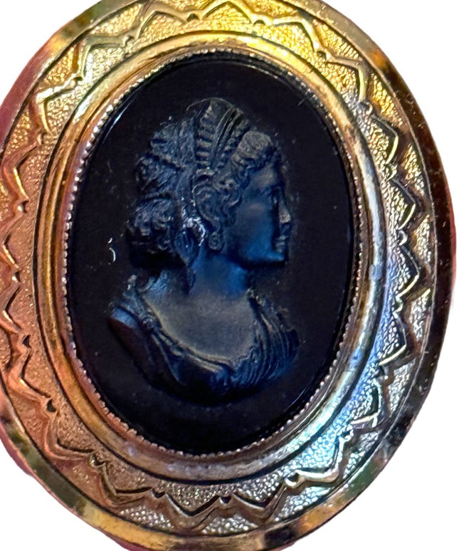 Vintage Gold plt finish ornate design Black glass carved Cameo brooch