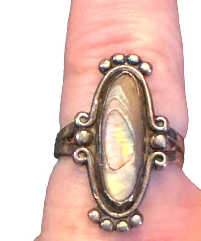 Vintage Bell Trading post Sterling silver 925 Abalone Southwestern oblong ring