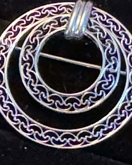 Vintage sterling silver HSB filagree fancy round brooch 925