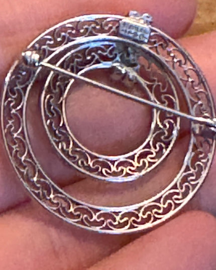 Vintage sterling silver HSB filagree fancy round brooch 925